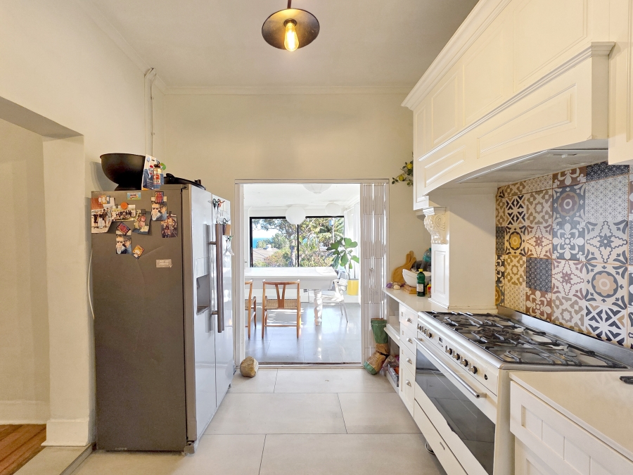 12 Bedroom Property for Sale in Camps Bay Western Cape